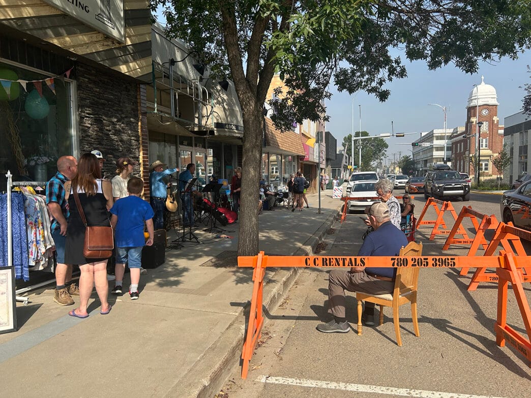 Christian-block-party-photo | Meridian Source