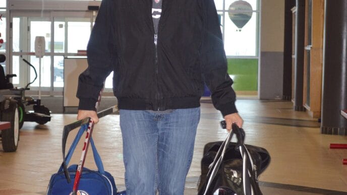 GL-hockey.WEB_ | Meridian Source