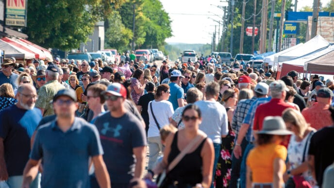 TW-Walburg.Blueberry-Fest | Meridian Source