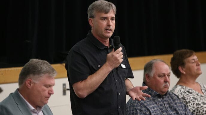 Christian - County public hearing 1 | Meridian Source