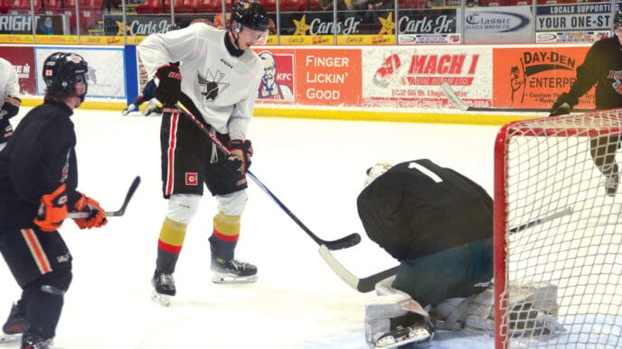 JM-bobcats-Pontiacs2 copy | Meridian Source