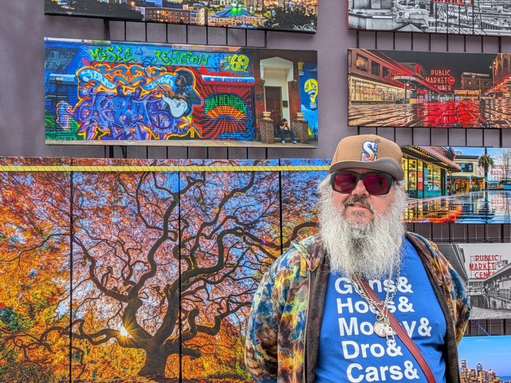 Aggregator Downloaded image for imported item 80844 | Meridian Source Jays jerseys abound as baseball fans help Seattle amid tourism slide