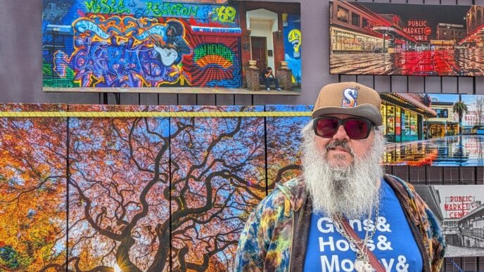 Aggregator Downloaded image for imported item 80844 | Meridian Source Jays jerseys abound as baseball fans help Seattle amid tourism slide