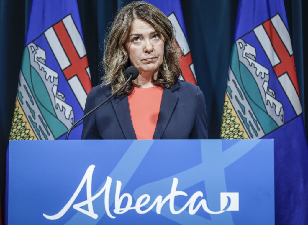 Aggregator Downloaded image for imported item 82135 | Meridian Source Alberta teachers say fight just begun but will follow the law in back-to-work bill