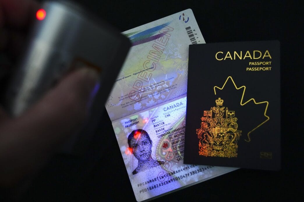Aggregator Downloaded image for imported item 80781 | Meridian Source Canadian passport now outranks U.S. in tally of visa-free access
