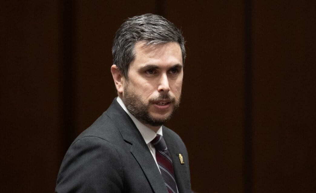 CSIS lacked proper policies, procedures to manage new secret technology: spy watchdog