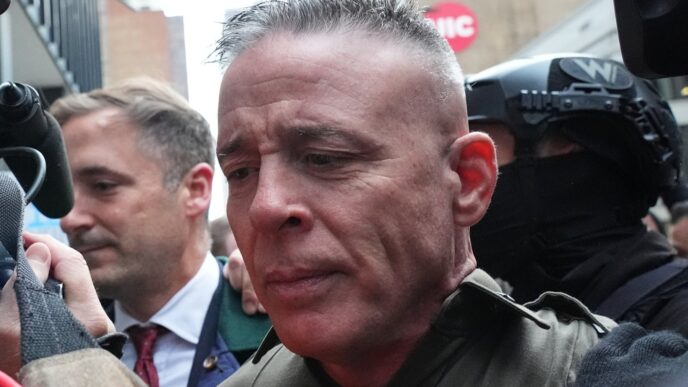 Aggregator Downloaded image for imported item 82258 | Meridian Source Judge orders daily meetings with Border Patrol official Bovino on Chicago immigration crackdown