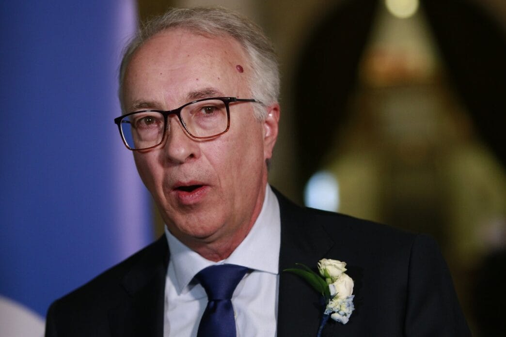 B.C. Conservative Leader Rustad confirms search of MLA phones to find leak