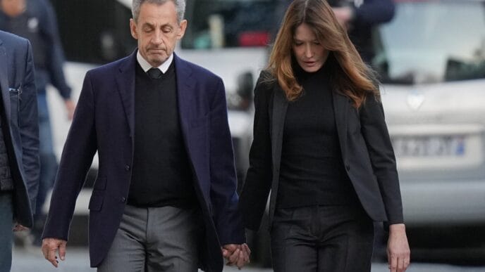 Aggregator Downloaded image for imported item 81213 | Meridian Source Former French president Sarkozy begins a 5-year prison sentence for campaign finance conspiracy