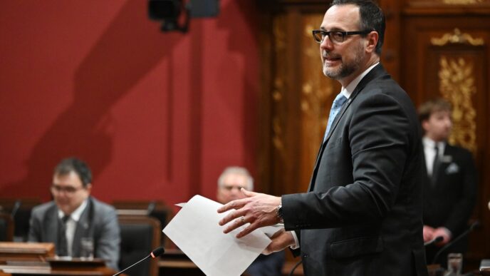 Quebec government to ban religious symbols in daycares