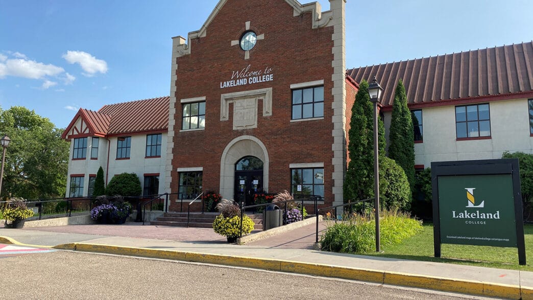 Sub - Lakeland College front | Meridian Source