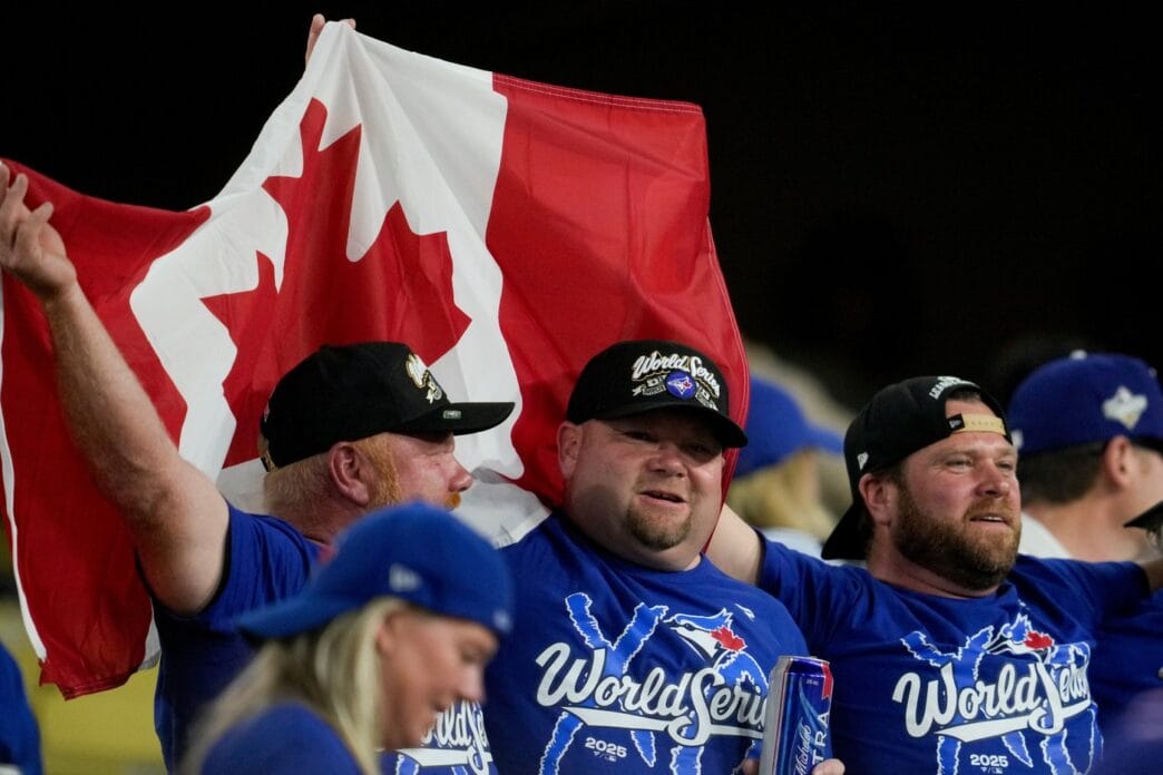 Aggregator Downloaded image for imported item 82861 | Meridian Source City, fans gearing up for possible Blue Jays World Series win in Toronto tonight