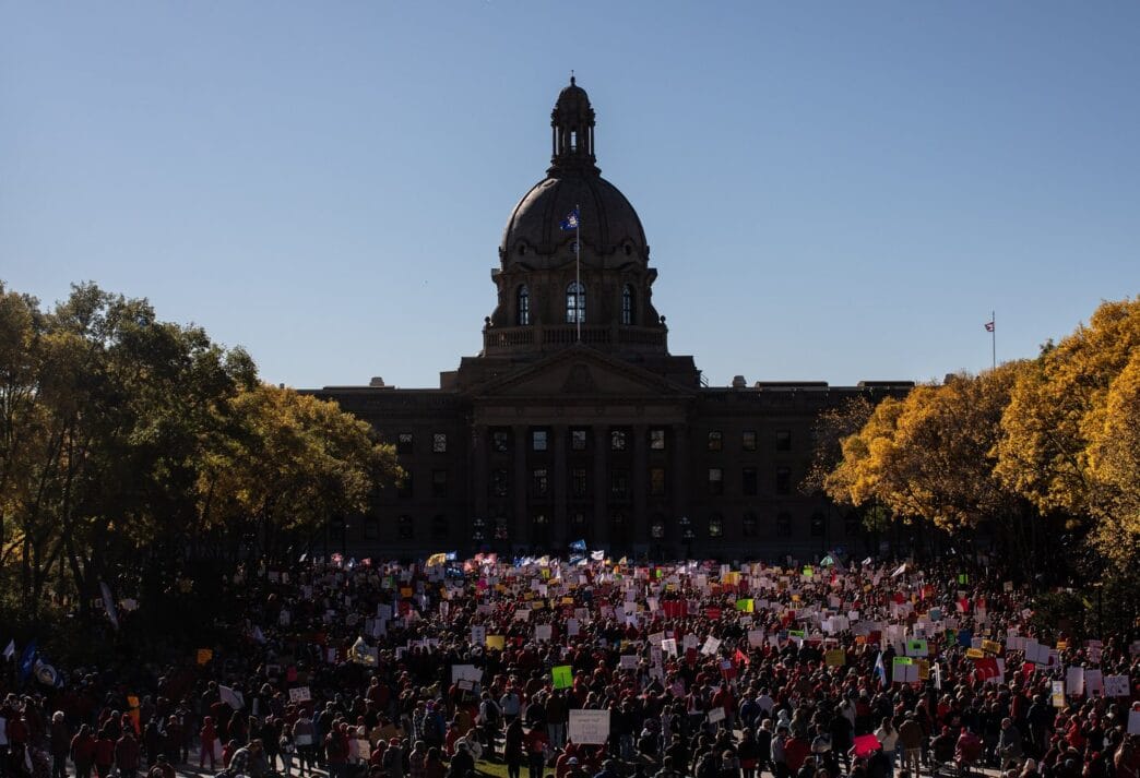 In the news today: Alberta set to order end to mass teachers strike