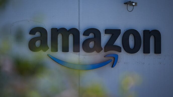 Aggregator Downloaded image for imported item 80806 | Meridian Source Amazon unionization in Quebec was discussed by management, tribunal hears