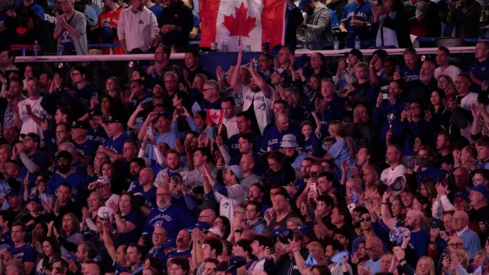 Aggregator Downloaded image for imported item 81892 | Meridian Source Blue Jays fans show off classic Canadian kindness to opposing teams
