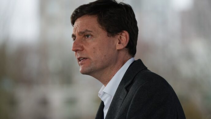 Aggregator Downloaded image for imported item 83755 | Meridian Source Eby, coastal First Nations call on Ottawa to maintain oil tanker ban