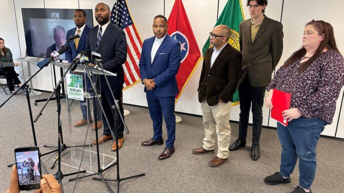 Aggregator Downloaded image for imported item 85901 | Meridian Source Tennessee governor to keep National Guard in Memphis while state appeals ruling