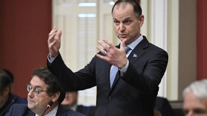 Aggregator Downloaded image for imported item 87199 | Meridian Source Quebec economic update: modest financial relief to households, lower deficit