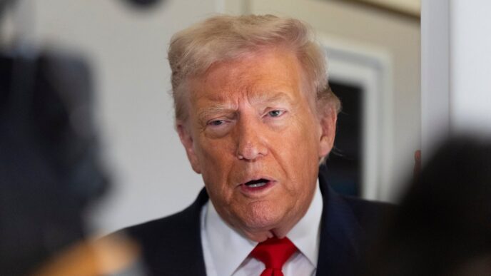 Aggregator Downloaded image for imported item 83039 | Meridian Source Trump to host al-Sharaa in first-ever visit by a Syrian president to White House, official says