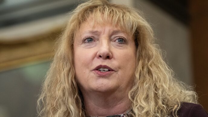 Aggregator Downloaded image for imported item 87232 | Meridian Source MPs call on feds to bring back bill criminalizing coercive behaviour in relationships