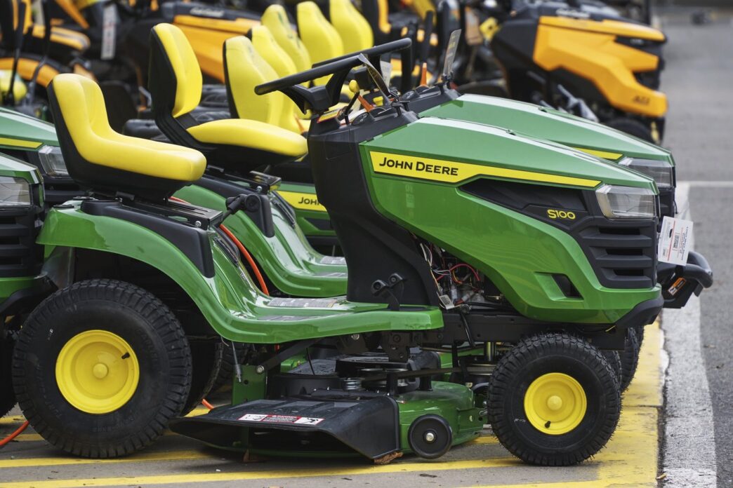 Fact File: Video spreads fake story about John Deere exiting Canada