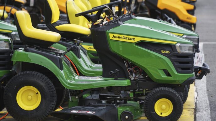 Fact File: Video spreads fake story about John Deere exiting Canada