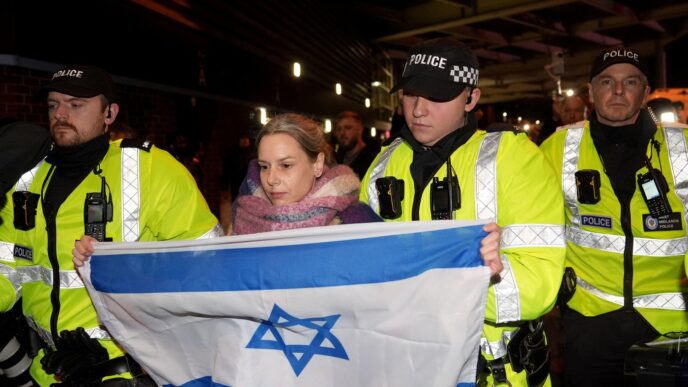 UK police arrest 6 ahead of soccer match between Aston Villa and Israeli club Maccabi Tel Aviv