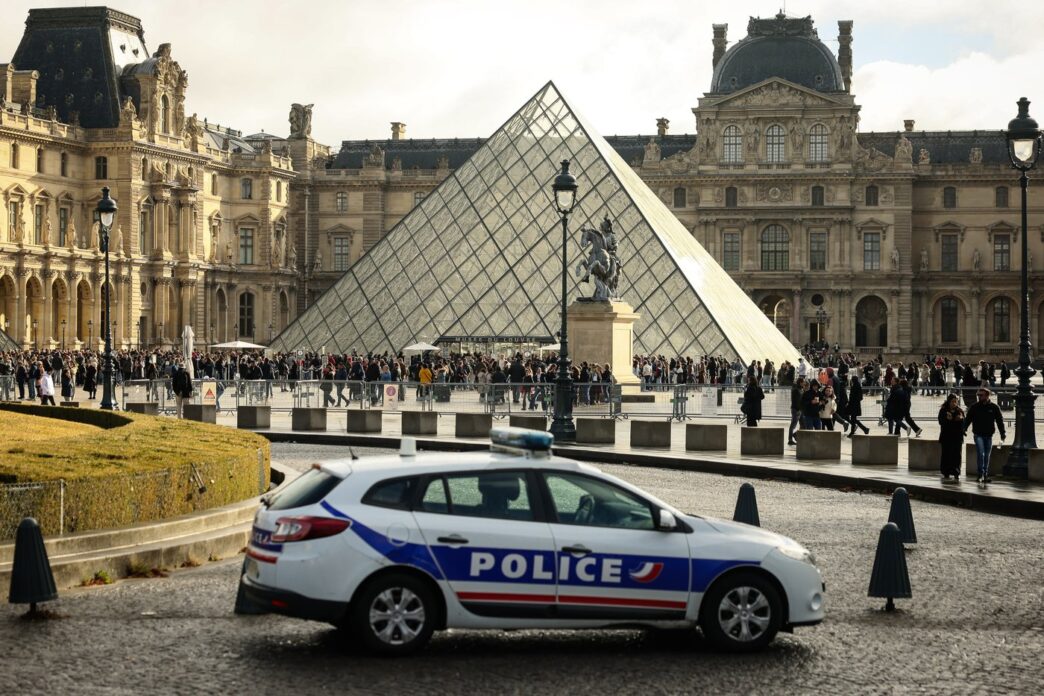 Aggregator Downloaded image for imported item 87176 | Meridian Source Four more arrested in $102M Louvre jewel heist, Paris prosecutor says