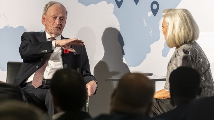 Canadian premiers are too quick to override rights, former PM Jean Chrétien warns