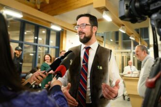 New Nunavut premier takes office as federal government pushes infrastructure drive