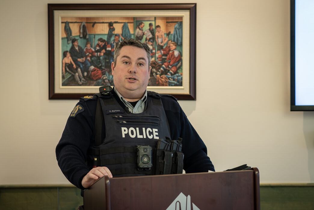 TW-SgtByfordCigaretteSeizure | Meridian Source