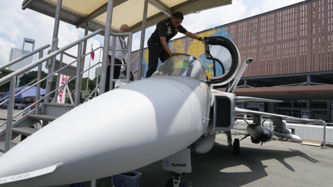 Aggregator Downloaded image for imported item 85635 | Meridian Source Swedish royals head to Canada as country lobbies for a slice of defence spending