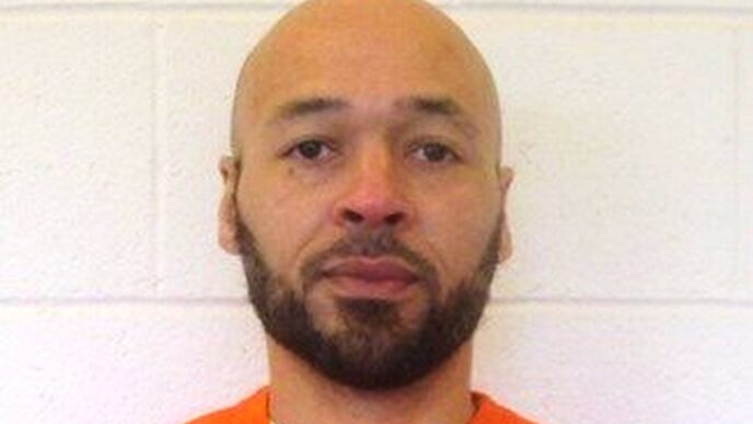 Aggregator Downloaded image for imported item 85277 | Meridian Source Oklahoma governor spares the life of death row inmate just before scheduled lethal injection