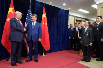 Trump, Xi spoke on phone Monday to discuss trade, Taiwan and Ukraine, US and Chinese officials say