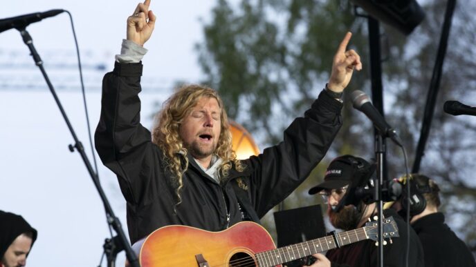 Aggregator Downloaded image for imported item 86009 | Meridian Source Group sues Quebec City for cancelling July show of U.S. Christian singer Sean Feucht
