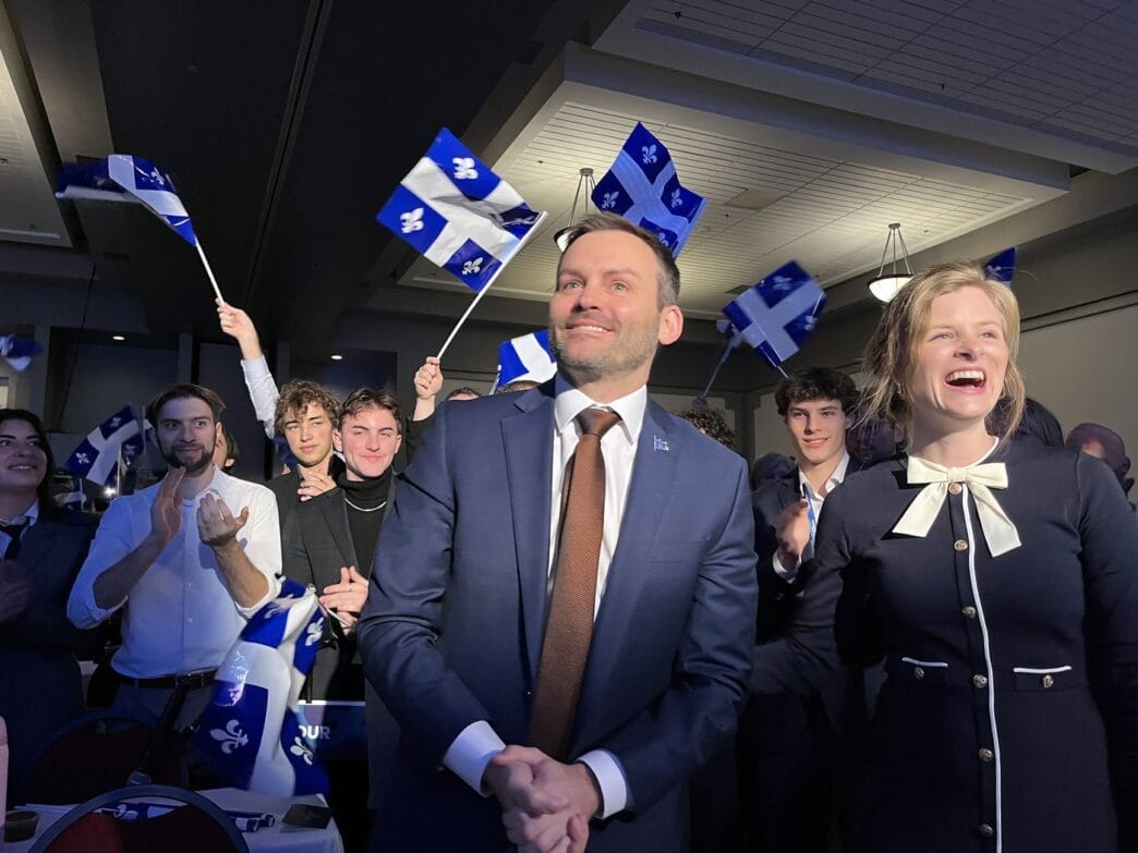Aggregator Downloaded image for imported item 85578 | Meridian Source PQ leader rallies troops as Quebec Liberals warn against Quebec currency policy