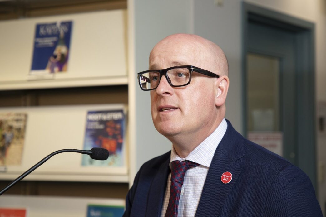 Aggregator Downloaded image for imported item 84256 | Meridian Source Teachers challenge Alberta law using notwithstanding clause to end strike