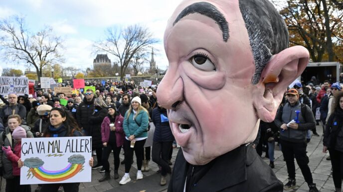 Aggregator Downloaded image for imported item 84600 | Meridian Source Doctors gather to protest physician payment bill at Bell Centre