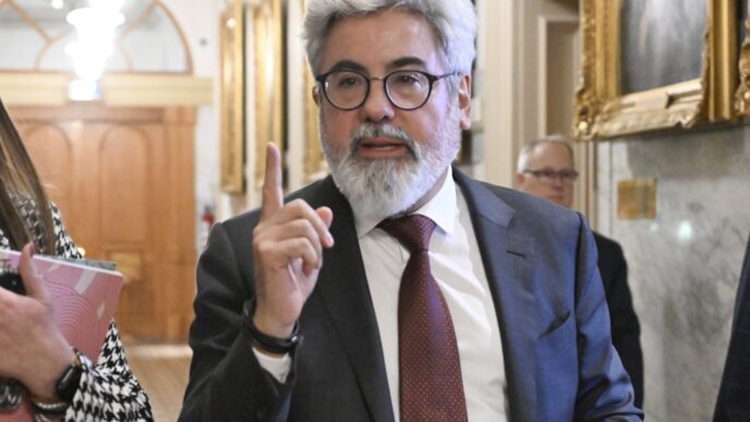 Aggregator Downloaded image for imported item 86636 | Meridian Source Quebec Liberal crisis: Leader Pablo Rodriguez convenes his caucus in Montreal