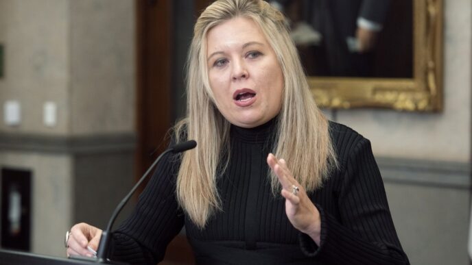 Conservatives plan to try and amend asylum system rules in border security bill