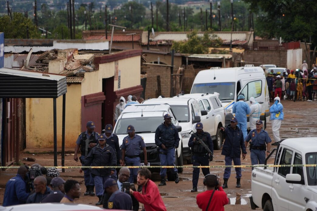 9 killed, 10 wounded in South African pub shooting