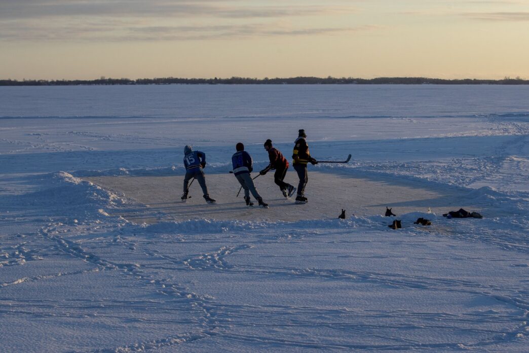 Understanding ice colour and the “1-10-1” rule to prevent drownings