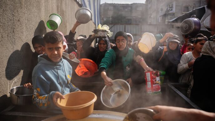 Spread of Gaza famine has been averted yet strip still faces starvation, experts say