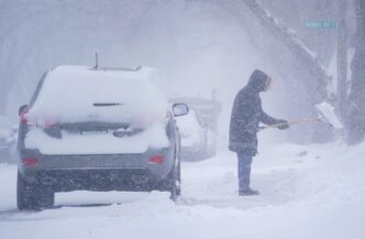 Winter storm system that brought traffic chaos to Prairies moves into Ontario, Quebec