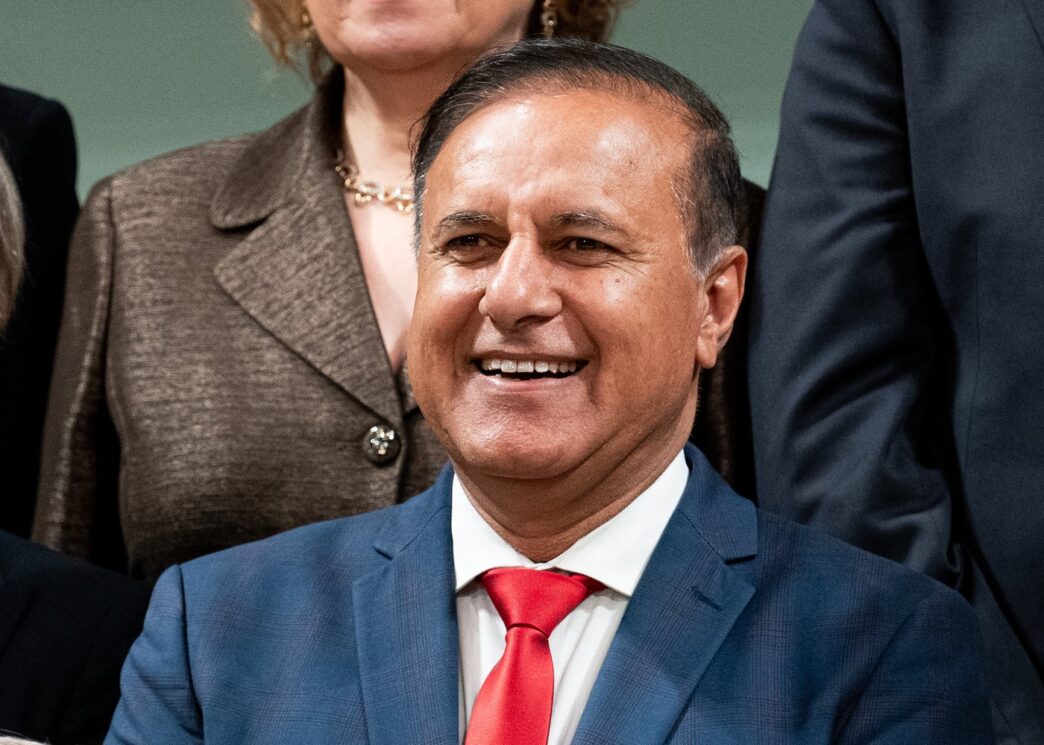 Aggregator Downloaded image for imported item 92337 | Meridian Source Treasury Board minister silent on details of plan to shrink federal public service