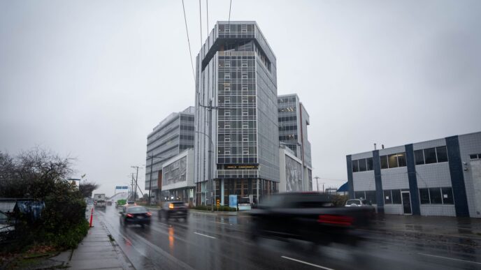 Aggregator Downloaded image for imported item 89780 | Meridian Source Cowichan case blamed for sinking B.C. property deals, including luxury hotel purchase