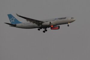 Air Transat poised to start suspending flights as strike deadline looms