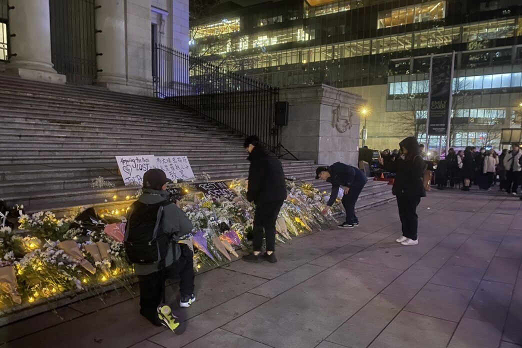 B.C. community holds vigil to mourn deaths, losses in deadly Hong Kong fire