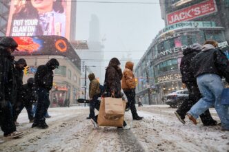Freezing rain, blowing snow expected to slam much of Eastern Canada