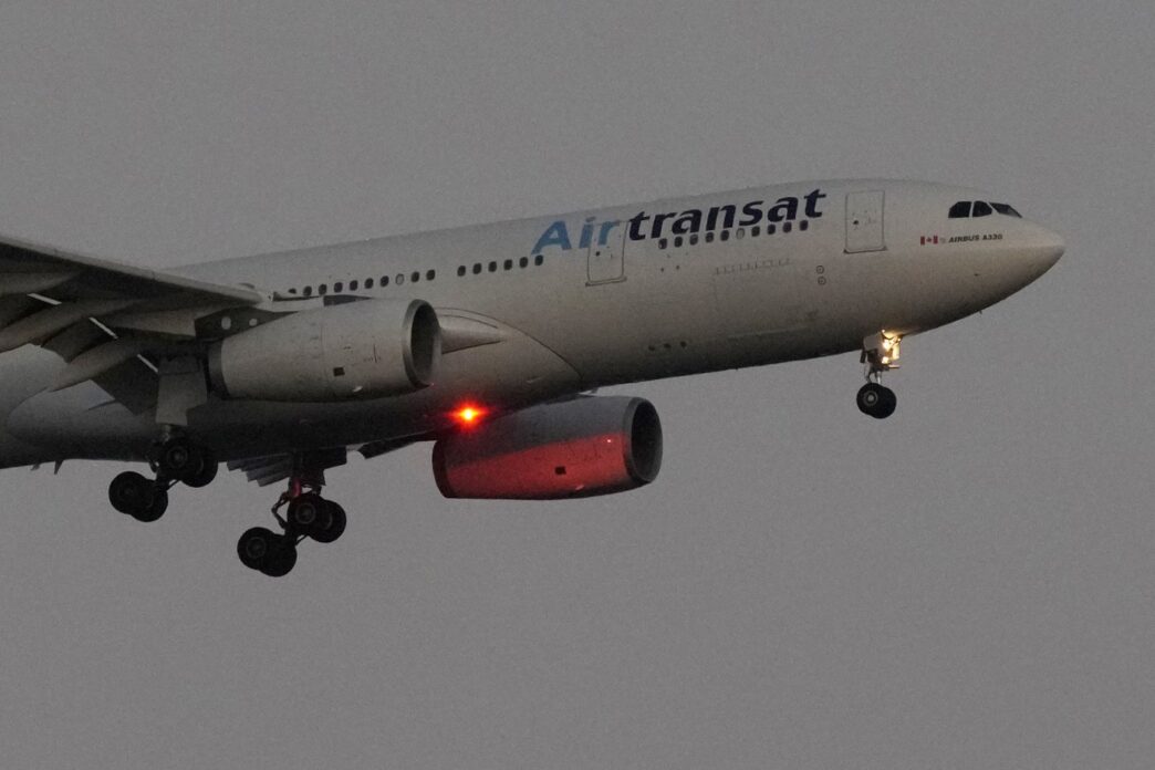 Aggregator Downloaded image for imported item 89530 | Meridian Source Air Transat averts pilot strike with tentative deal